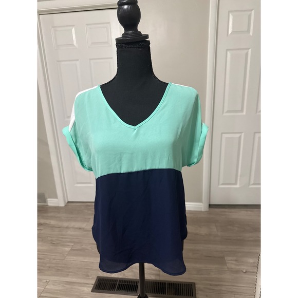 Rue21 Tops - rue21 Womens Mint Green Navy Blue Colorblock V-Neck Chiffon Blouse Small